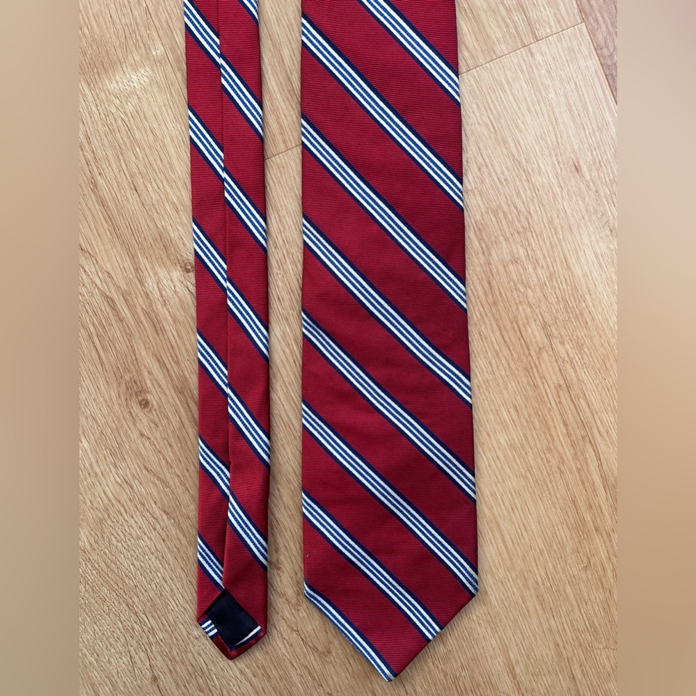 Brooks Brothers silk tie 346 classic preppy red blue stripes